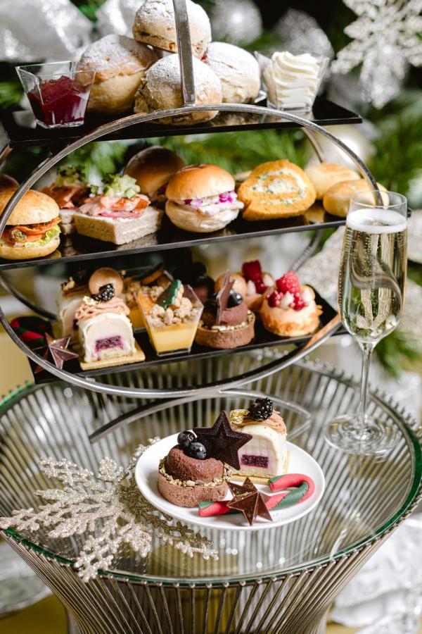 The Westin Melbourne Hotel Exterior foto Afternoon tea at the InterContinental London Park Lane