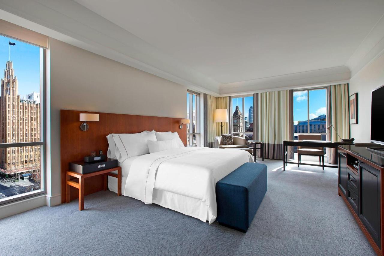 The Westin Melbourne Hotel Exterior foto A guest room at the W New York Downtown